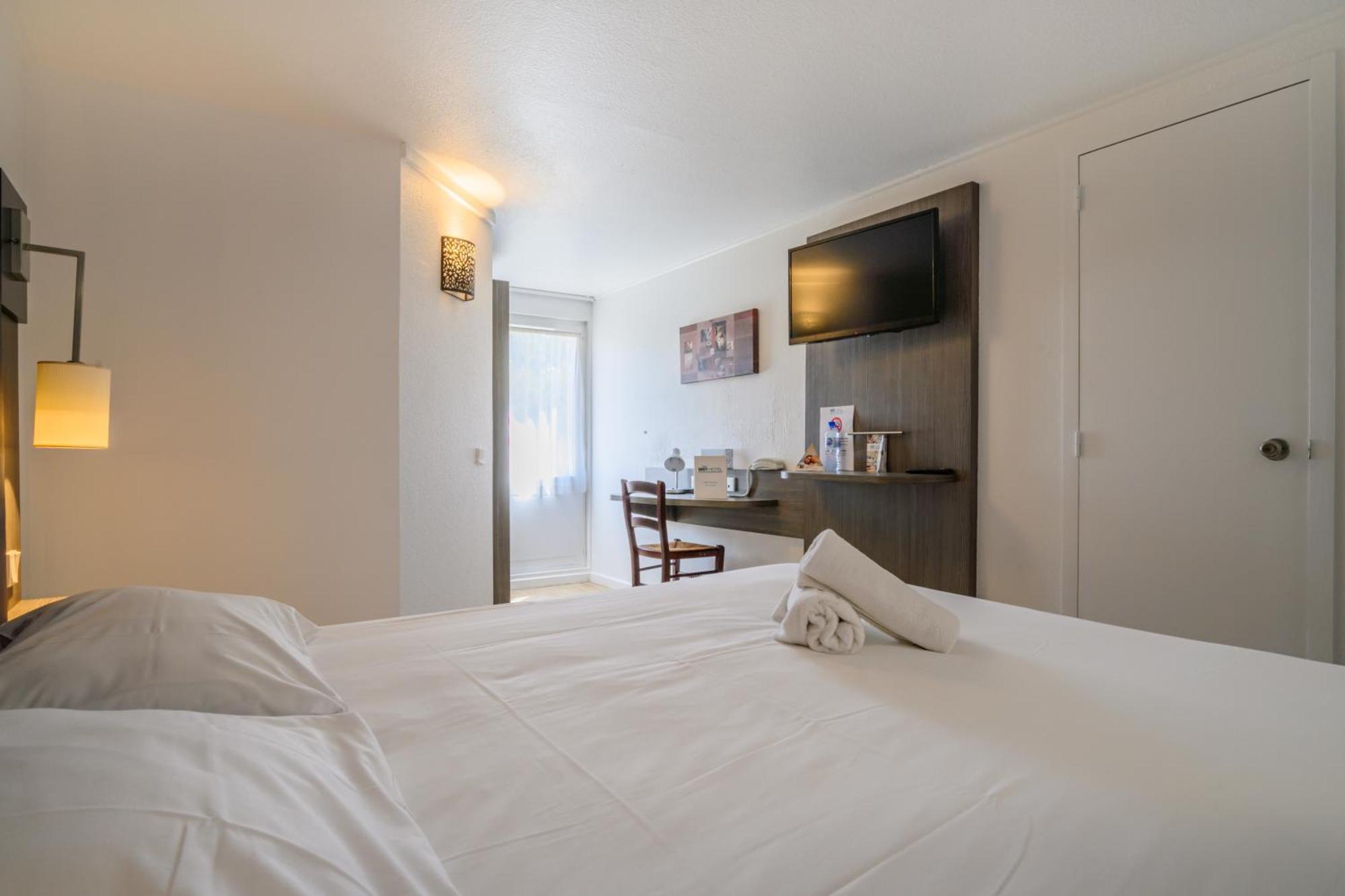 Brit Hotel Reims La Neuvillette Екстериор снимка