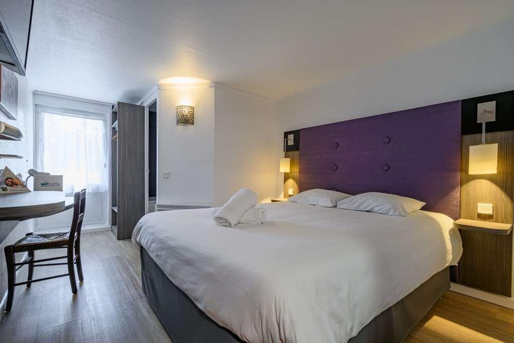 Brit Hotel Reims La Neuvillette Стая снимка