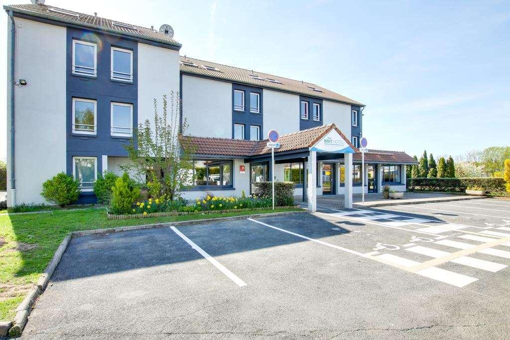 Brit Hotel Reims La Neuvillette Екстериор снимка