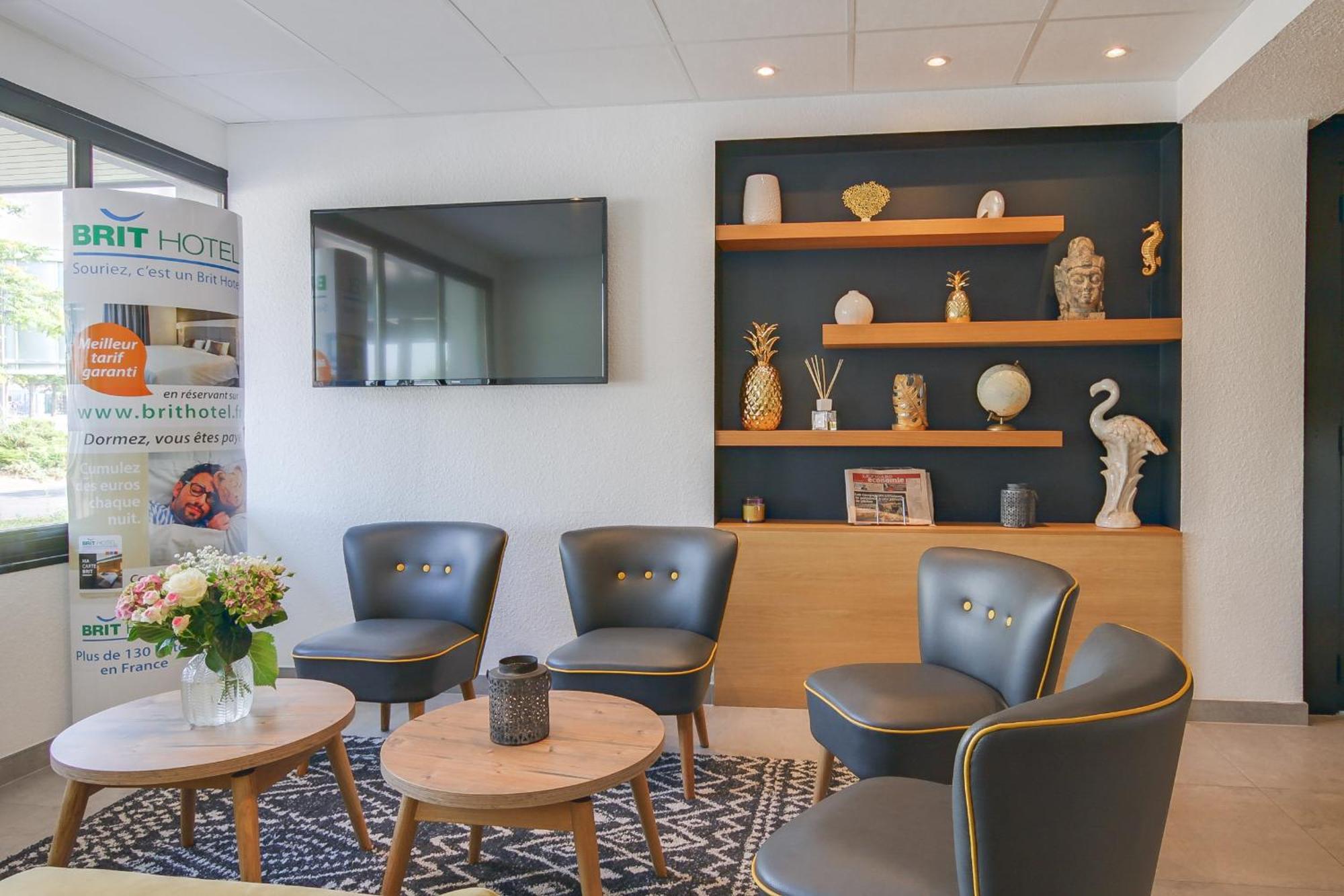 Brit Hotel Reims La Neuvillette Екстериор снимка