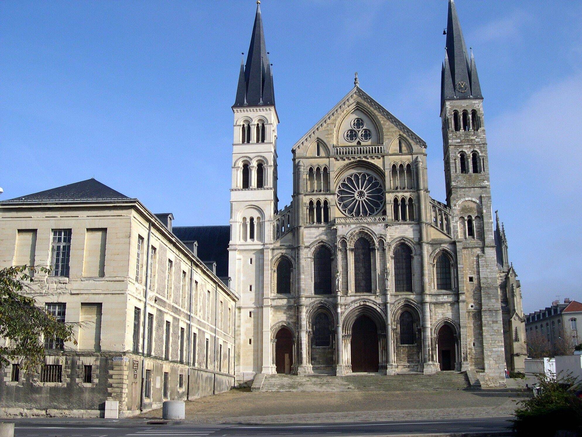Brit Hotel Reims La Neuvillette Екстериор снимка